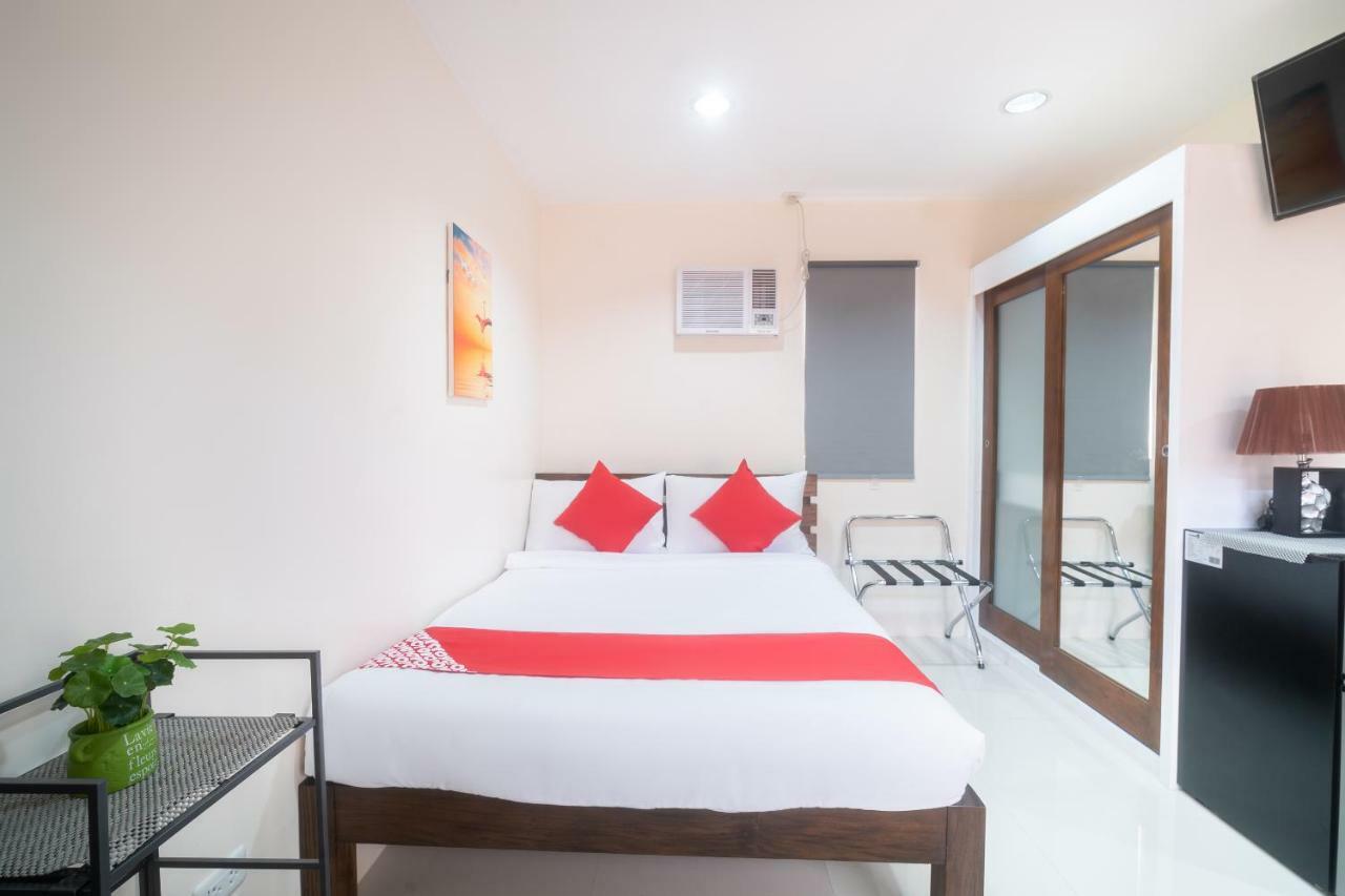 Oyo 199 Solange Apartelle Davao City Eksteriør billede