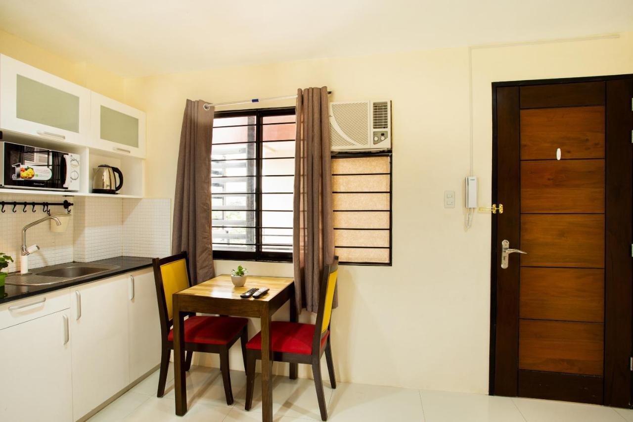 Oyo 199 Solange Apartelle Davao City Eksteriør billede